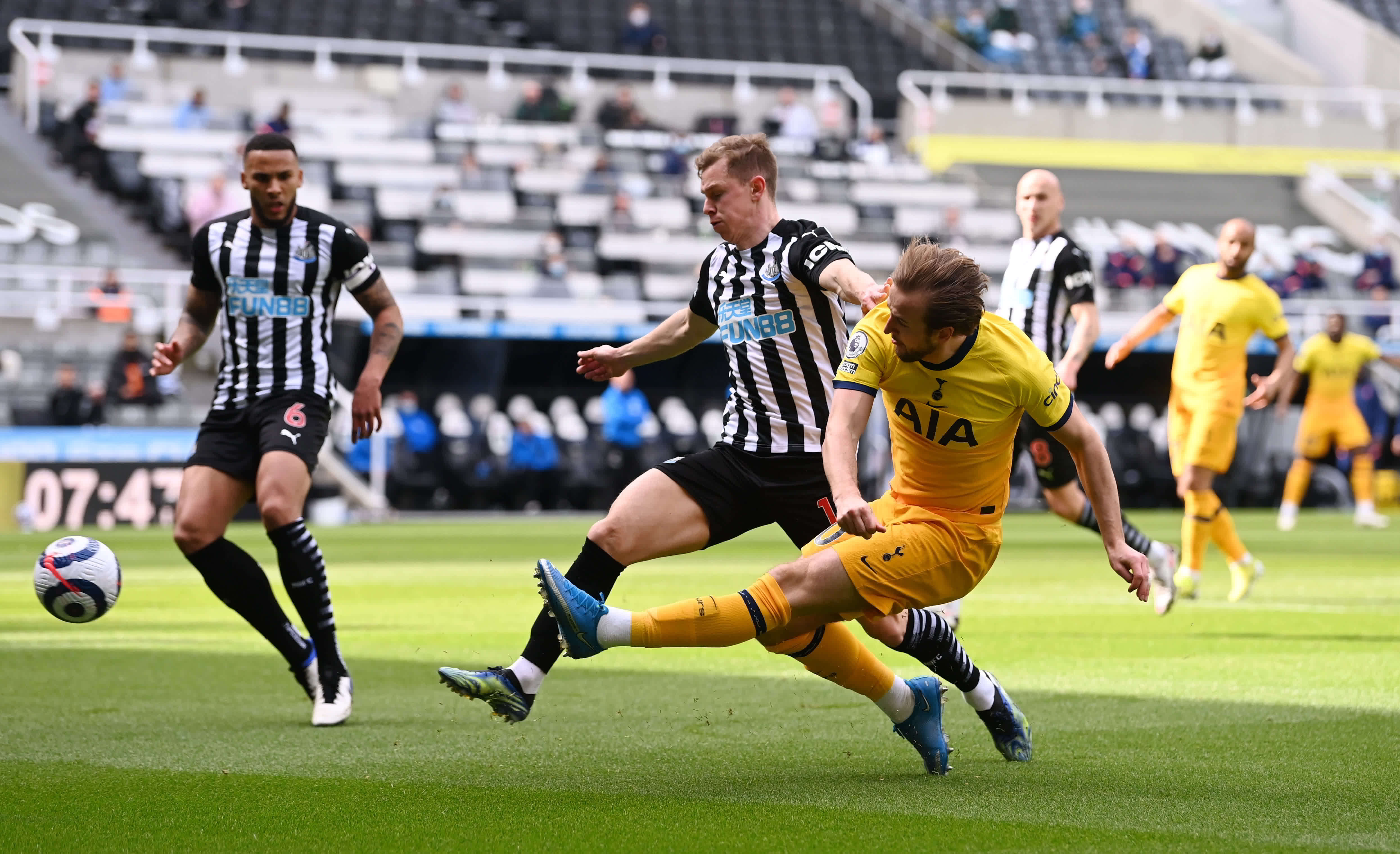 划续约并留 划续约并留